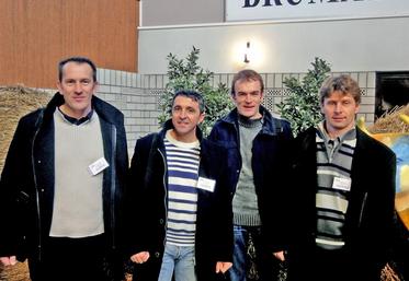 La délégation angevine présente au congrès (de gauche à droite) : Alain Denieulle, Michel Brossier, Régis Gatineau, Mickaël Bazantay.