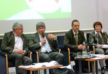 Michel Griffon, fondateur du concept AEI, a conclu les débats lors du congrès des Chambres d’agriculture Pays de la Loire.