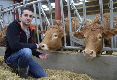 Florian Landreau est agriculteur au Longeron en Maine-et-Loire, en productions vaches allaitantes et volailles de chair.