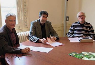 Les élus locaux ont présenté à la presse le nouveau forum, vendredi 23 octobre à Saumur.