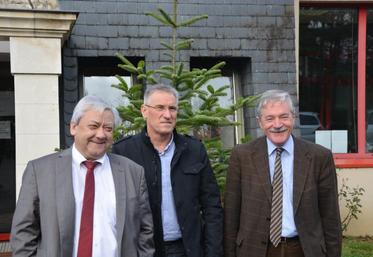 De gauche à droite : Jean-Michel Mignot, directeur général de la coopérative, Michel Legeay, président, et Patrick Brémaud, directeur général adjoint.