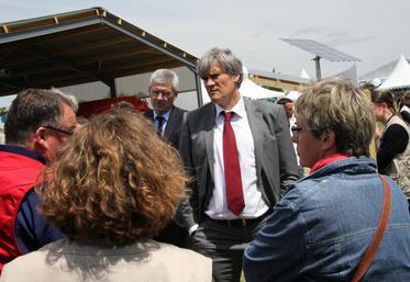 Le ministre de l'Agriculture, Stéphane Le Foll, a parcouru les différents ateliers proposés par Les Terrenales