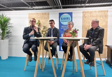 Franck Sander, Cyril Pogu, Françoise Roch et Dominique Rousseau ont donné une conférence de presse mardi au SIVAL à Angers.