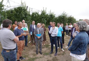   Présentation du fonctionnement du verger et de la gestion de l'eau sur l'exploitation.