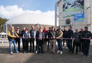 Les associés projettent d'équiper la toiture du hangar de stockage de panneaux photovoltaïques pour atteindre 15% d'autoconsommation d'électricité.