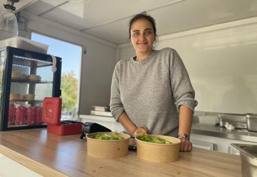 Originaire de Paris, Louise Noël vit en Anjou depuis quelques années.