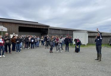 Plus de 145 personnes ont participé à la journée portes ouvertes du 6 novembre, animée par l'équipe de la ferme expérimentale et l'Idele.