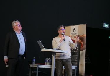 Olivier Brault, président des caves de la Loire et Etienne Goulet, directeur du pôle Val de Loire de l'IFV, qui a présenté le travail de l'institut sur l'encépagement de demain. 