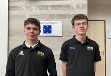 Gaspard Michaud et Kilian Courtin sont élèves en classe de 1ère CGEA à la MFR de Segré-en-Anjou bleu.