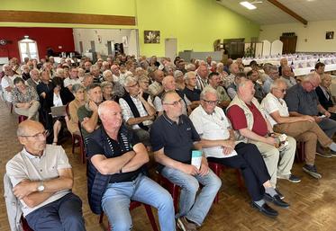 L'assemblée générale des anciens exploitants a rassemblé 120 personnes, sur les thèmes de la santé et de la grand-parentalité.