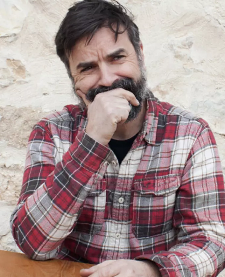 Patrick Molle a constaté une baisse des volumes de vente 2023/2024, notamment avec l’arrêt complet des ventes de miel bio.