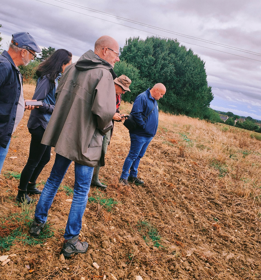 La FDSEA insiste sur la nécessité de travailler collectivement afin de trouver rapidement des solutions pragmatiques, conciliant protection des cultures et santé publique.