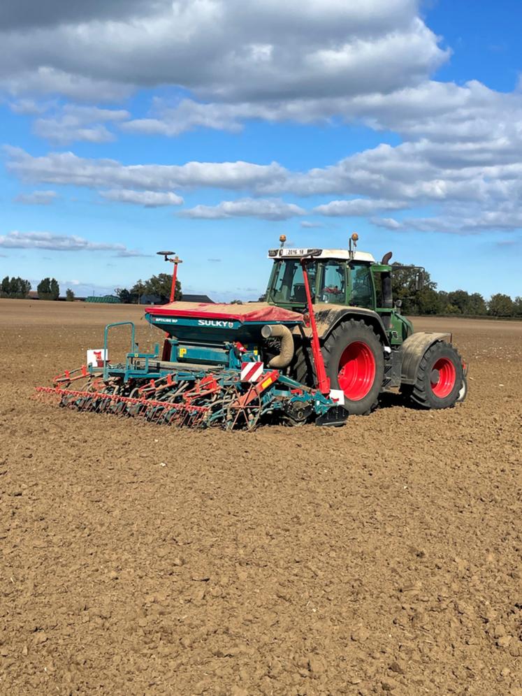 Les conditions météorologiques des derniers jours étaient favorables au semis d'orges d'hiver et de blé.