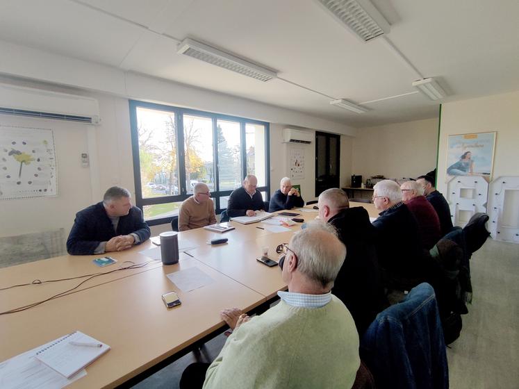 Les membres de la Société d'agriculture de l'Indre se sont penchés sur l'avenir de la société et sur les sujets pouvant être porteurs pour l'agriculture à horizon 2027-2030. ©B.R