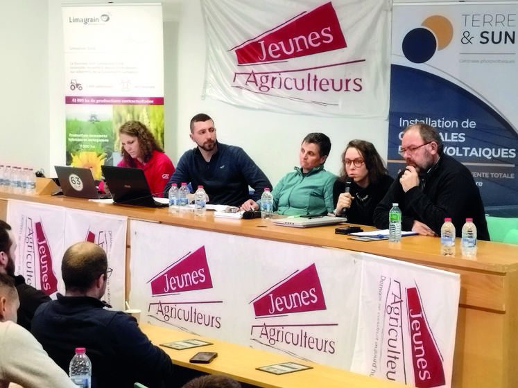 Jeunes Agriculteurs du Puy-de-Dôme se sont réunis la semaine dernière autour du sujet de l'eau, à l'occasion de leur assemblée générale.