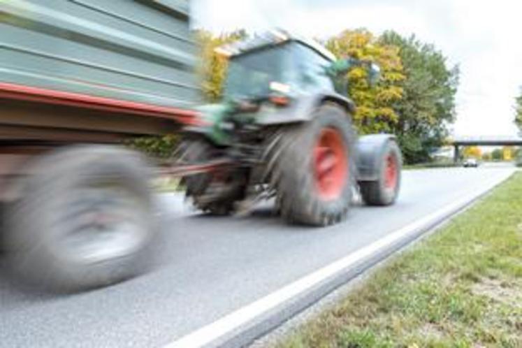 Tracteur + remorque écologique