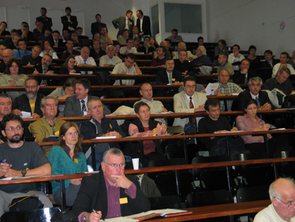 Plus de 200 personnes impliquées dans le développement de la filière Bois énergie participaient au colloque organisé par l’Adhume et le CIBE