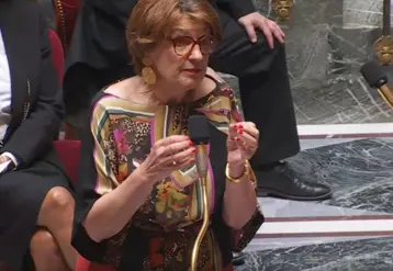 Annie Genevard s'exprimant devant les députés