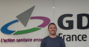 <em class="placeholder">Emmanuel Garin vétérinaire épidémiologiste de GDS France</em>