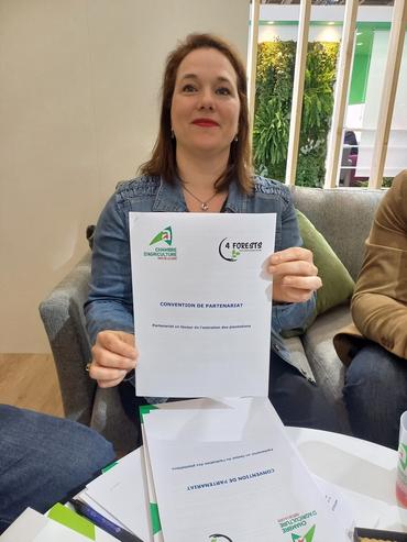 <em class="placeholder">Laetitia Rave, directrice de 4Forests,</em>