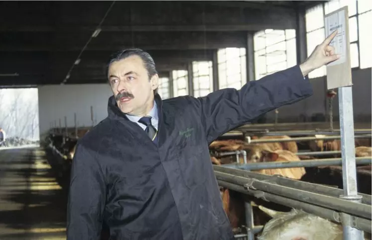 Parma France, société d’export de bétail maigre vers l’Italie, regroupe quatre filiales : Parma Turc Corneloup Philibert, dans la zone Charolaise ; Parmaubrac, dans la zone Aubrac ; Parma Lacombe, dans le Cantal ; Parma Sofrelim, dans le Limousin. En 2014, l’activité a approché les 200 000 têtes, indique son PDG, Egidio Savi.