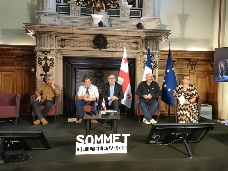 Conférence de presse de présentation du Sommet de l'élevage 2023 au ministère de l'Agriculture.