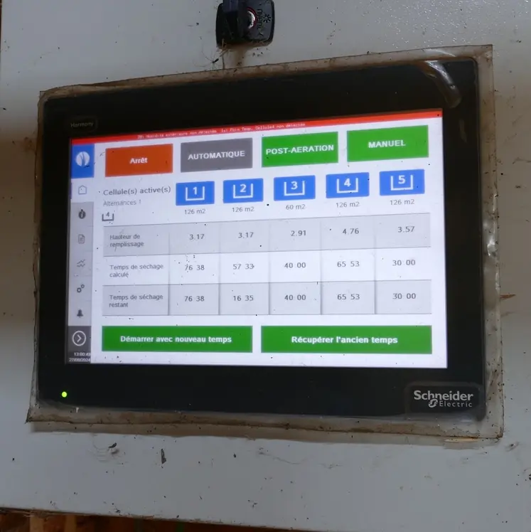 <em class="placeholder">Les séquences de ventilation et de déshumidification sont programmables. Chaque ventilateur ne peut souffler qu’une case à la fois (il y a 3 ventilateurs en tout).</em>