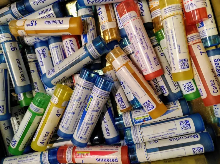 <em class="placeholder">tubes homéopathie</em>