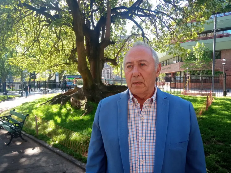<em class="placeholder">Luis Barcos, vétérinaire, est aussi à la tête d’un cheptel de race Wagyu dans la province d’Entre Ríos, en Argentine. Il a créé la première école de sommeliers ...</em>