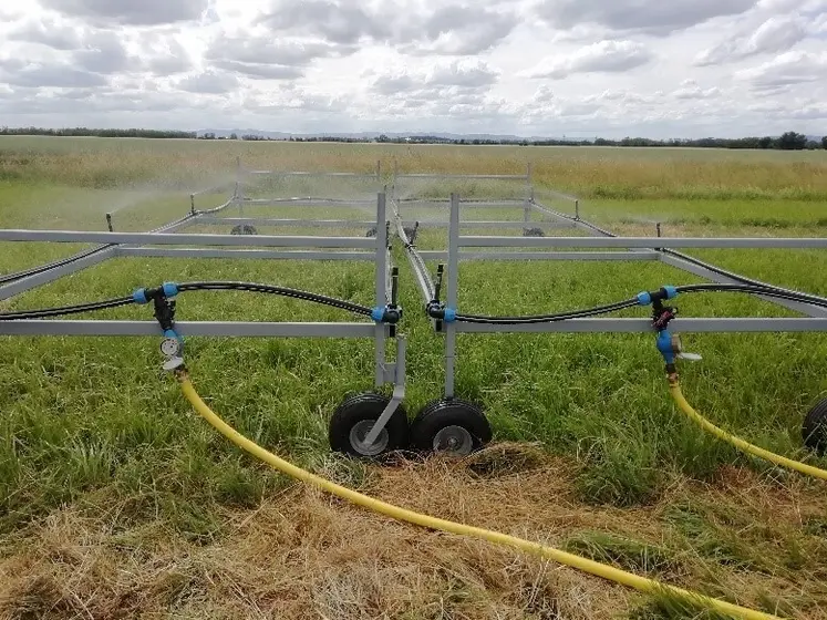 <em class="placeholder">irrigation expérimentation Arvalis fourragères prairiales luzerne fétuque élevée RGH</em>