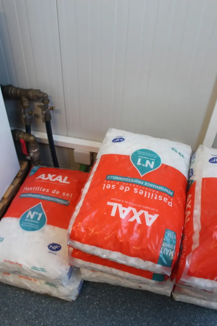 <em class="placeholder">sacs de sel pour traitement de l'eau par électrolyse</em>