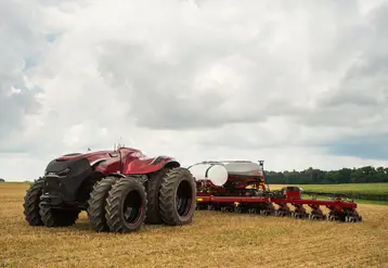 <em class="placeholder">Tracteur du futur, mis au point par le constructeur Case IH. Robot agricole mobile. Machine dépourvue de cabine et se déplaçant sans conducteur. robotisation de ...</em>