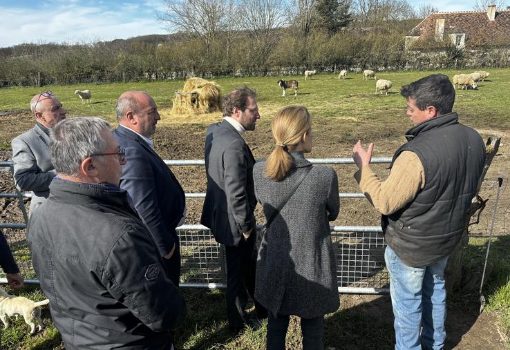 Antoine Laporte-Many a détaillé le fonctionnement de son exploitation, mais aussi les difficultés que la filière locale connaît.