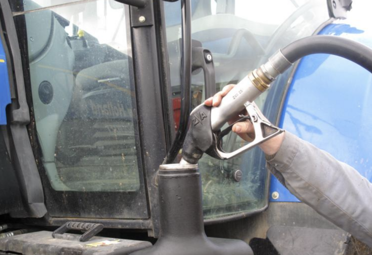 Les tests effectués chez les deux exploitants ont révélé un carburant non utilisable, l'un pour cause de la présence de bactéries, l'autre du fait de la forte proportion d'eau (17%) alors que le test de pâte à eau s'était révélé négatif.