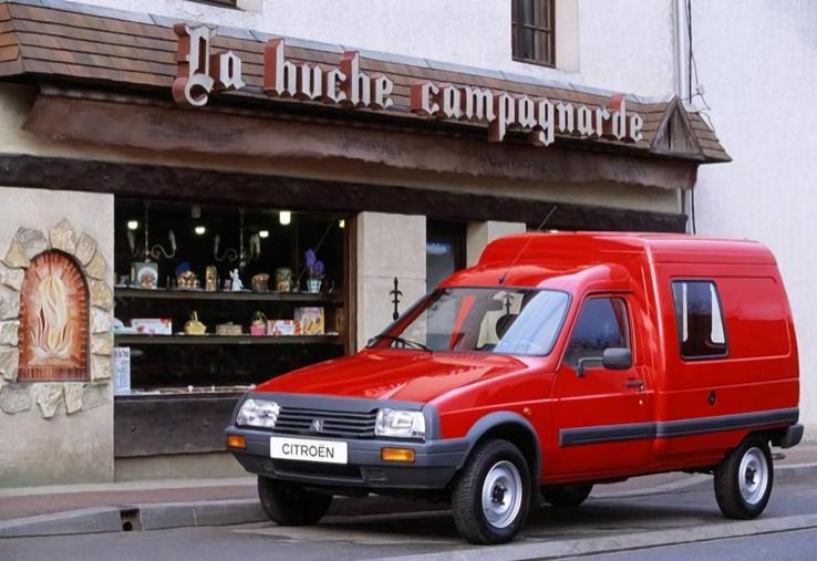 Fabriqué de 1984 à 2006, le C15 a été produit à 1 181 471 exemplaires.