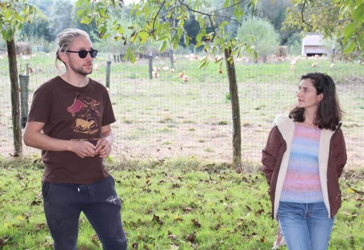 Jules Courboin (à côté de Coline Bossis, du Civam) a présenté le fonctionnement de la ferme aux porteurs de projets.