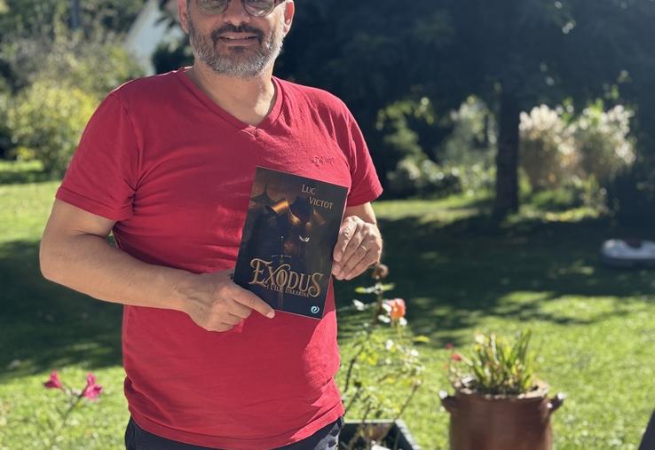 Le premier roman de Luc Victot, Exodus, l'île d'Akarina, est sorti en septembre.
