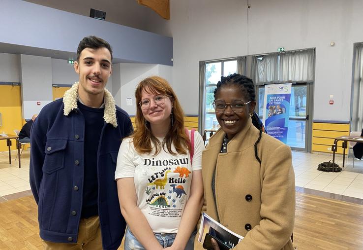 Pierre, Maelys et Katia, futurs professionnels de la santé, sont venus à St-Porchaire et ont apprécié l'Educ'Tour. 