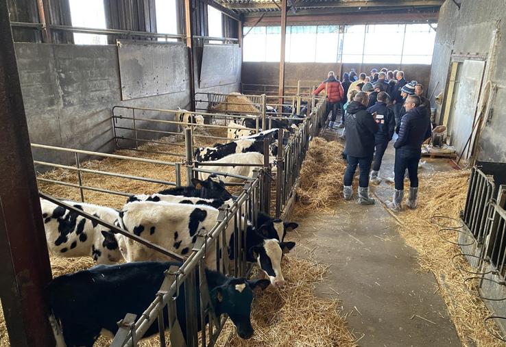 Près d'une douzaine de visites étaient proposées, dans des fermes mais aussi à Soignon, à Pamplie, à terre de Sèvre, Pasquier Vgt'Al...