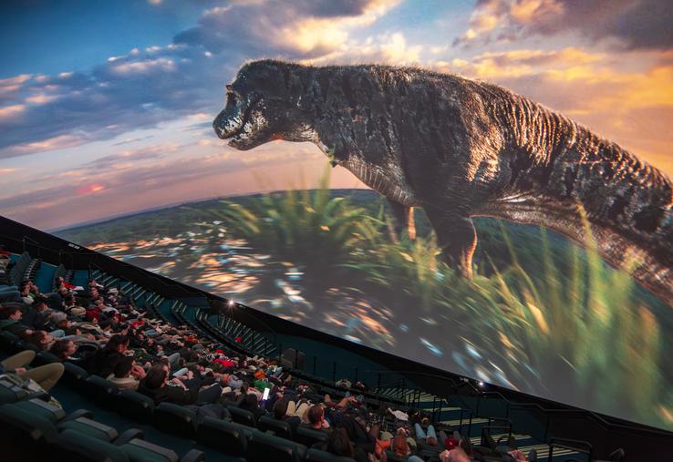 C'est un T.Rex qui s'invite désormais sur le grand écran du pavillon Omnimax.