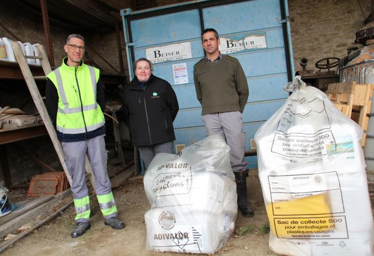 Grâce à l'organisation d'Adivalor, le recyclage des déchets agricoles est facilité.