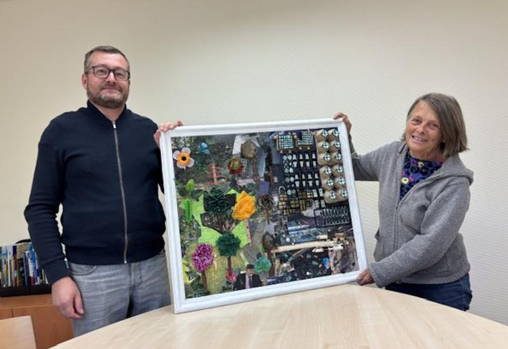 Maryse Desmet et Olivier Couradeau rappellent que cette exposition se déroulera dans la plus petite commune de la Vienne, Lauthiers.