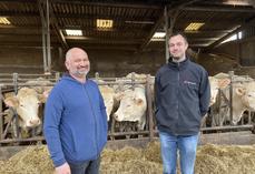 Guillaume Soullard et Thomas Pipet, associés du Gaec Corbin.