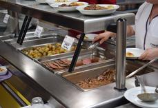 Au restaurant scolaire de Ruelle, les élèves se sont régalés le 5 juin d'une viande locale et bio.