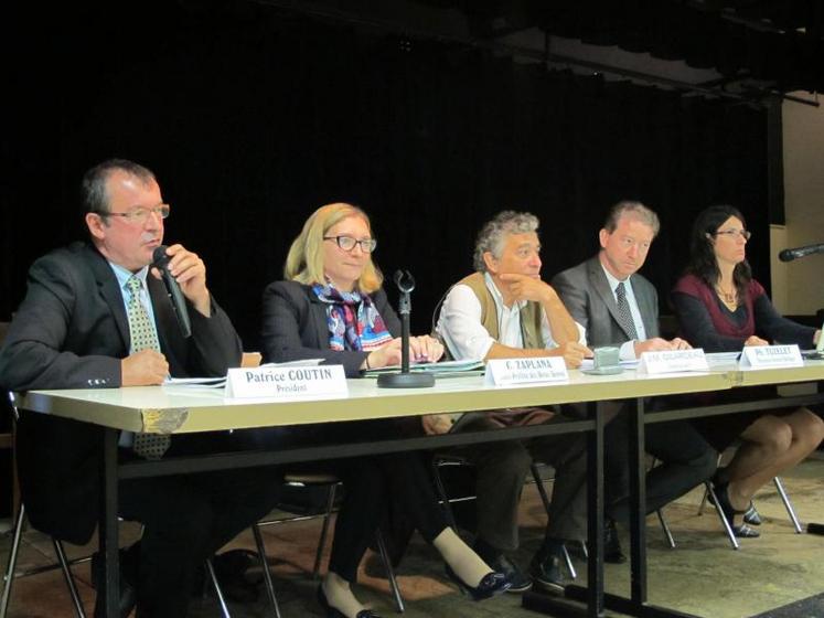 La conférence sur le foncier rural organisée ce mardi à Saint-Pardoux avait pour objectif de rappeler que la Safer est un outil au service des politiques publiques.