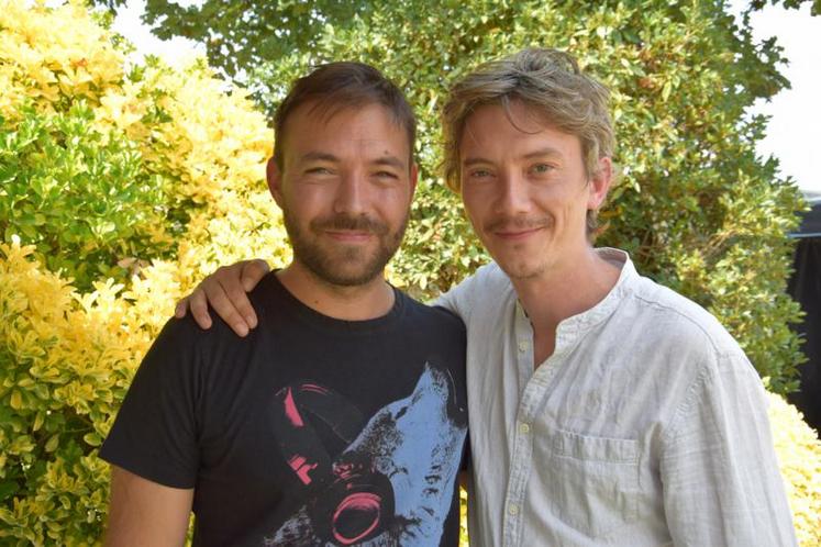 Le réalisateur Hubert Charuel (à g.) avec son acteur principal Swann Arlaud.