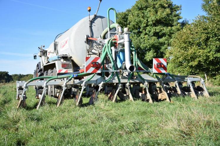 L’enfouisseur permet de résoudre l’ensemble des contraintes liées à la valorisation des effluents.