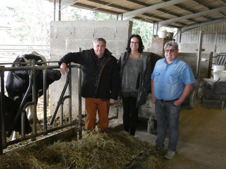 Jean-Michel Bregeon, directeur de l’Agrocampus de Saintonge, Isabelle Gould, chargée de mission au CFPPA de Saintes et Christian Himonnet, directeur de l’exploitation du lycée Desclaude.