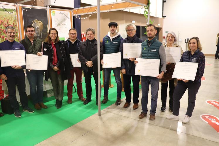 Les producteurs charentais se sont vus remettre leurs prix reçus lors du concours général agricole (CGA) au Salon de l'Agriculture en conclusion du petit-déjeuner.