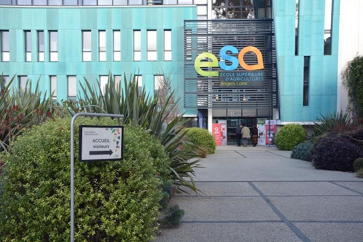 Le deuxième rendez-vous de l’agriculture connectée
s’est penché majoritairement sur le rapport de confiance
ou de défiance qui existe avec les consommateurs.